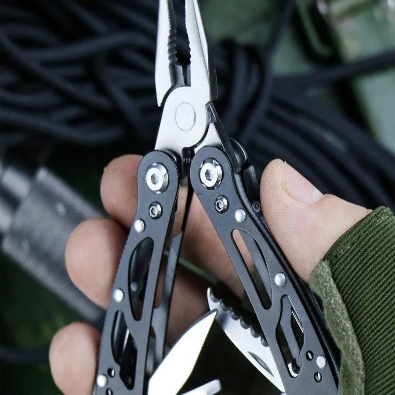 Outdoor All Steel Multifunctional Pliers Mini Function Combination Folding Knife Pliers Home Emergency Tool