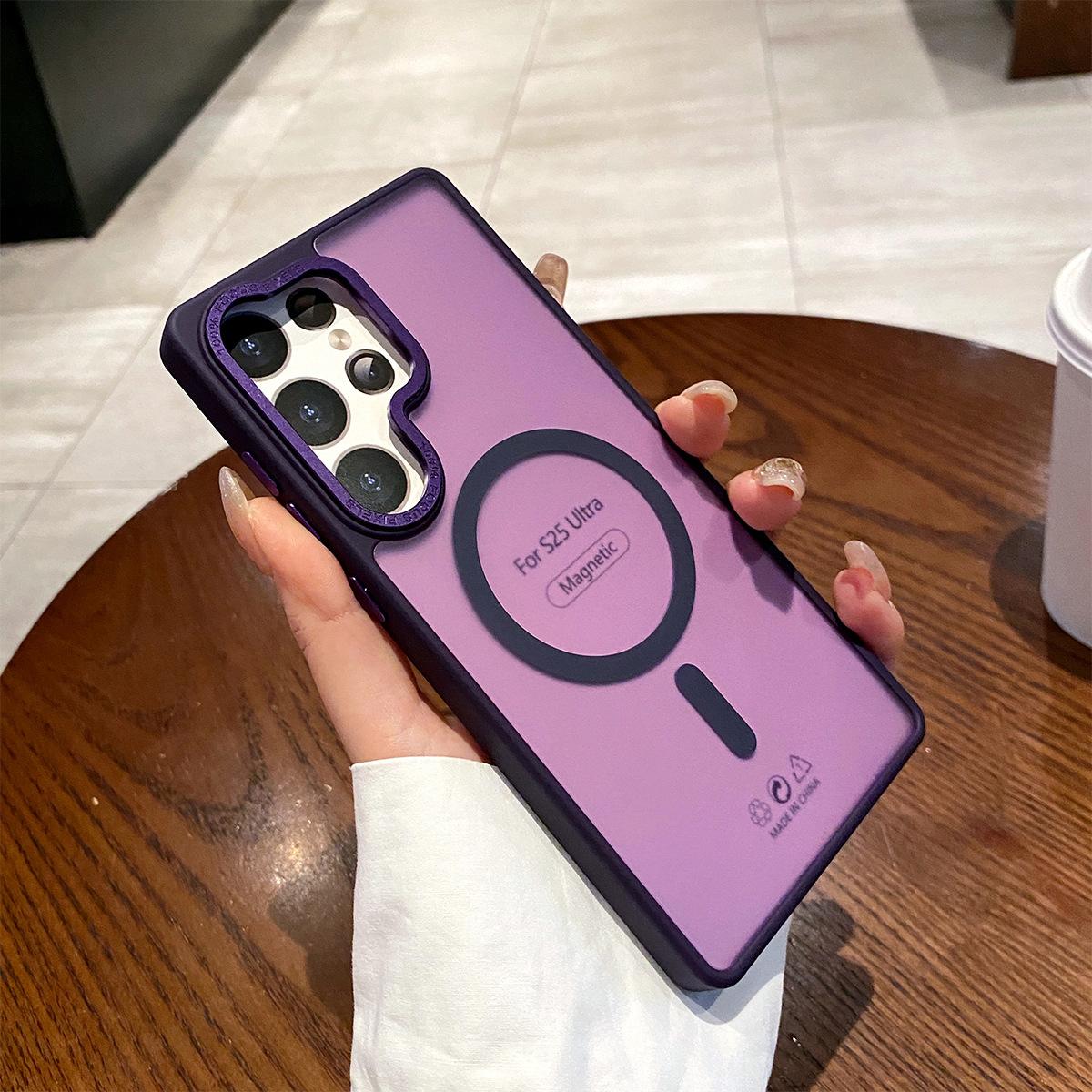 

Matte Skin Feel Metal Lens Magnetic Phone Case for Apple 16 for IPhone16 Promax High-end Magnetic Case Samsung S25EDGE