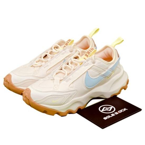 

Nike TC 7900 Low Pale Ivory Jade Ice W - FQ6875-131 слонова кістка