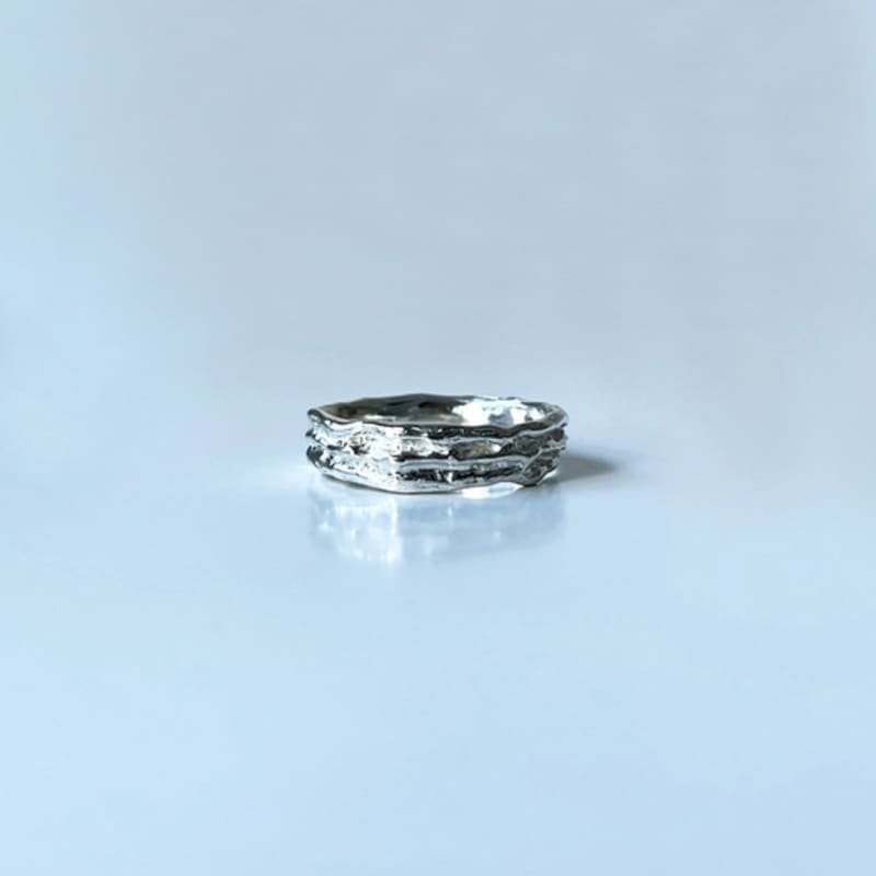 Water. MER. RIPPLE RING