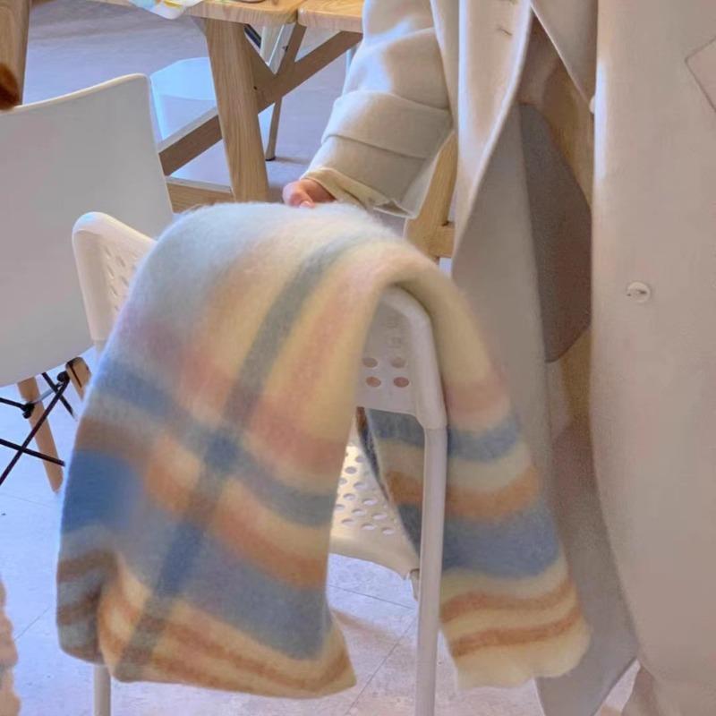 Soft plush feeling soft waxy rainbow color warm winter scarf female macaron color autumn and winter
