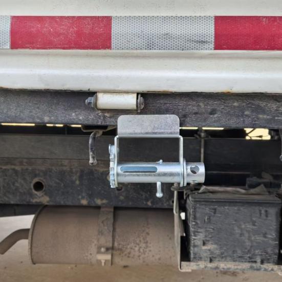 Universal Truck Rope Clamp Tie-Down Tool, Heavy-Duty Steel Cargo Securing Fastener, No-Weld Installation Rope Tightener for Pickup Trucks Trailers
