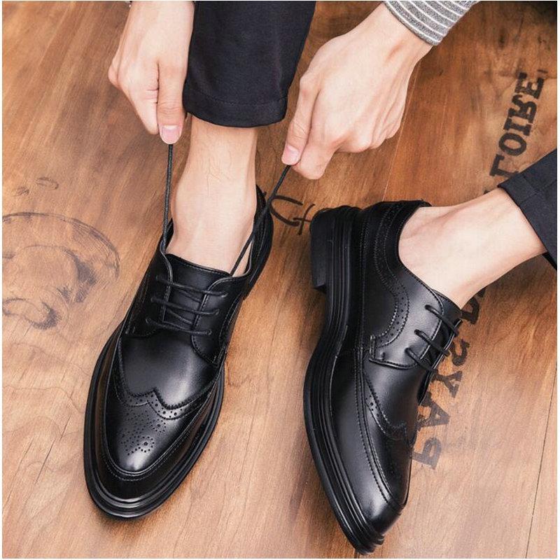 2022Newest High Quality Men Oxfords Shoes Male Formal Leather Shoes Men Brogues Shoes Bullock Business Wedding Dress Shoes 85 Ch65
