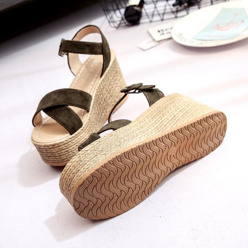 Sandals Summer New Muffin Wedge Heel Platform Sandals Waterproof Table Solid Color Suede Sandals Tide