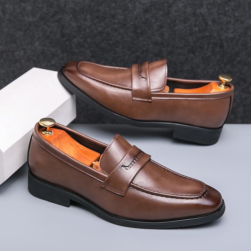 Designer Wedding Shoes Men's Loafers Slip-On Derby Shoes Retro Business Leather Man Shoes Casual Social Dress Shoes