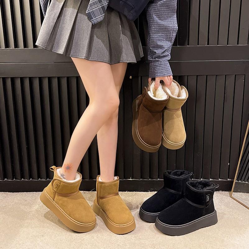 Niche Cream Cute Platform Snow Boots Women's Winter 2025 New Fleece Thickened Sleeve Northeast Warm Cotton Shoes
