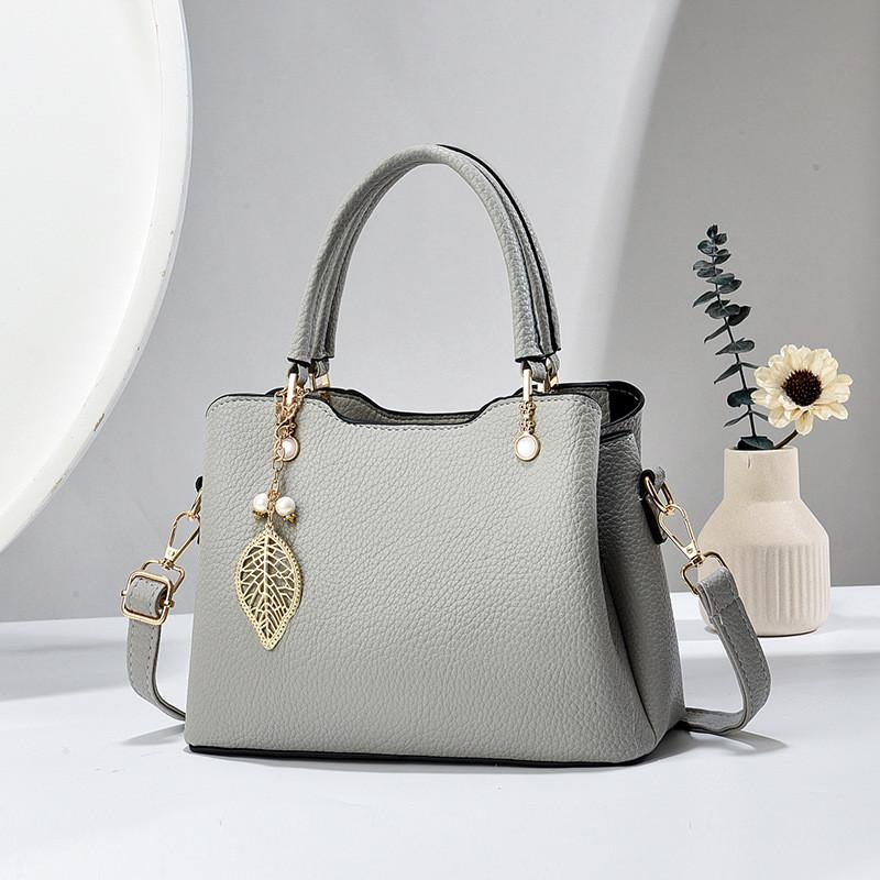 Stylish Middle-aged Women's Tote Bag In Classic Black Grey And Elegant Colors Perfect For Everyday Use