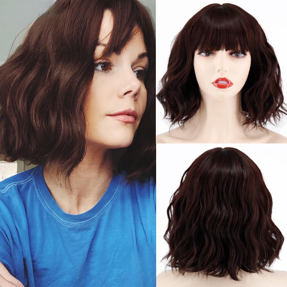 MERISIHAIR Brązowe krótkie peruki Bob Wave z grzywką Blond dla kobiet Naturalne odporne na ciepło syntetyczne peruki Codzienne noszenie Cosplay Kręcone włosy