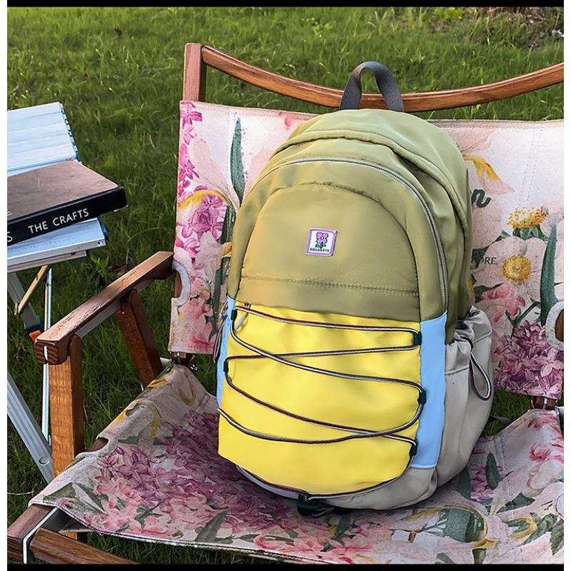 

Large capacity backpack female casual versatile junior high school high school student schoolbag trend lightweight travel backpack
