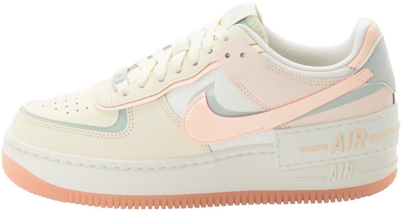 

Кроссовки Nike Air Force 1 Shadow Women кокосовое молоко/светлое серебро/парус/малиновый оттенок 40 ½