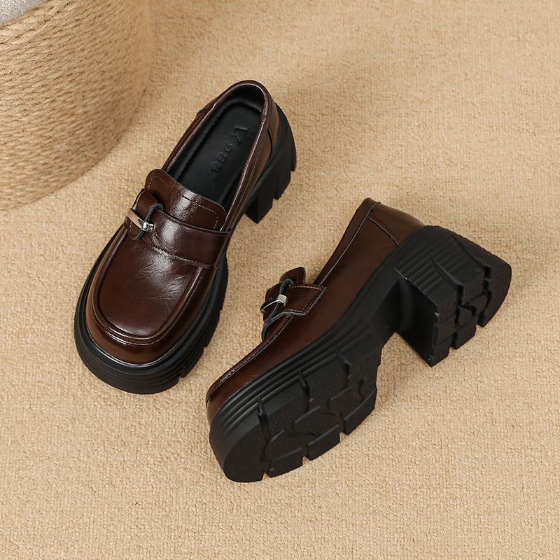 

9266-23 Туфли-лоферы на высокой платформе в британском стиле из маленькой кожи женские 2025 весна и осень новые универсальные ретро на толстом каблуке 39 коричневый