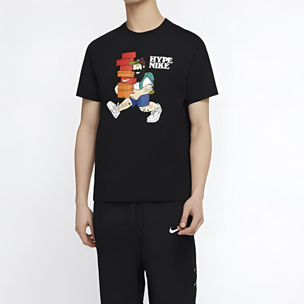 Nike Pánské tričko s krátkým rukávem a kulatým výstřihem, potisk s abecedou, kreslený styl, Černá CW4003-010
