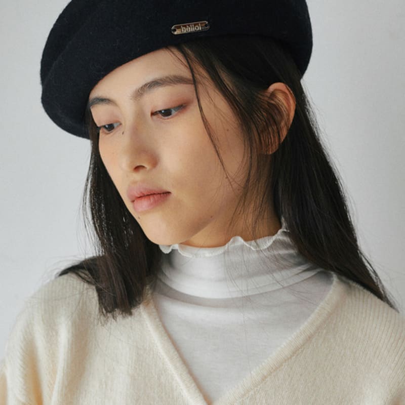 BELLOL Embroidry Wool Beret SKY