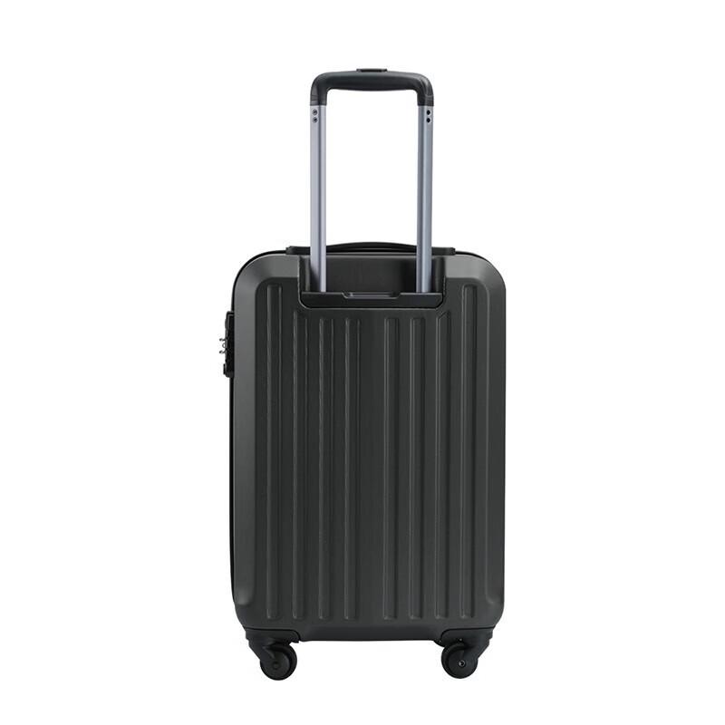 Diplomat HM-6692/-2 Titanium Spinner Suitcase
