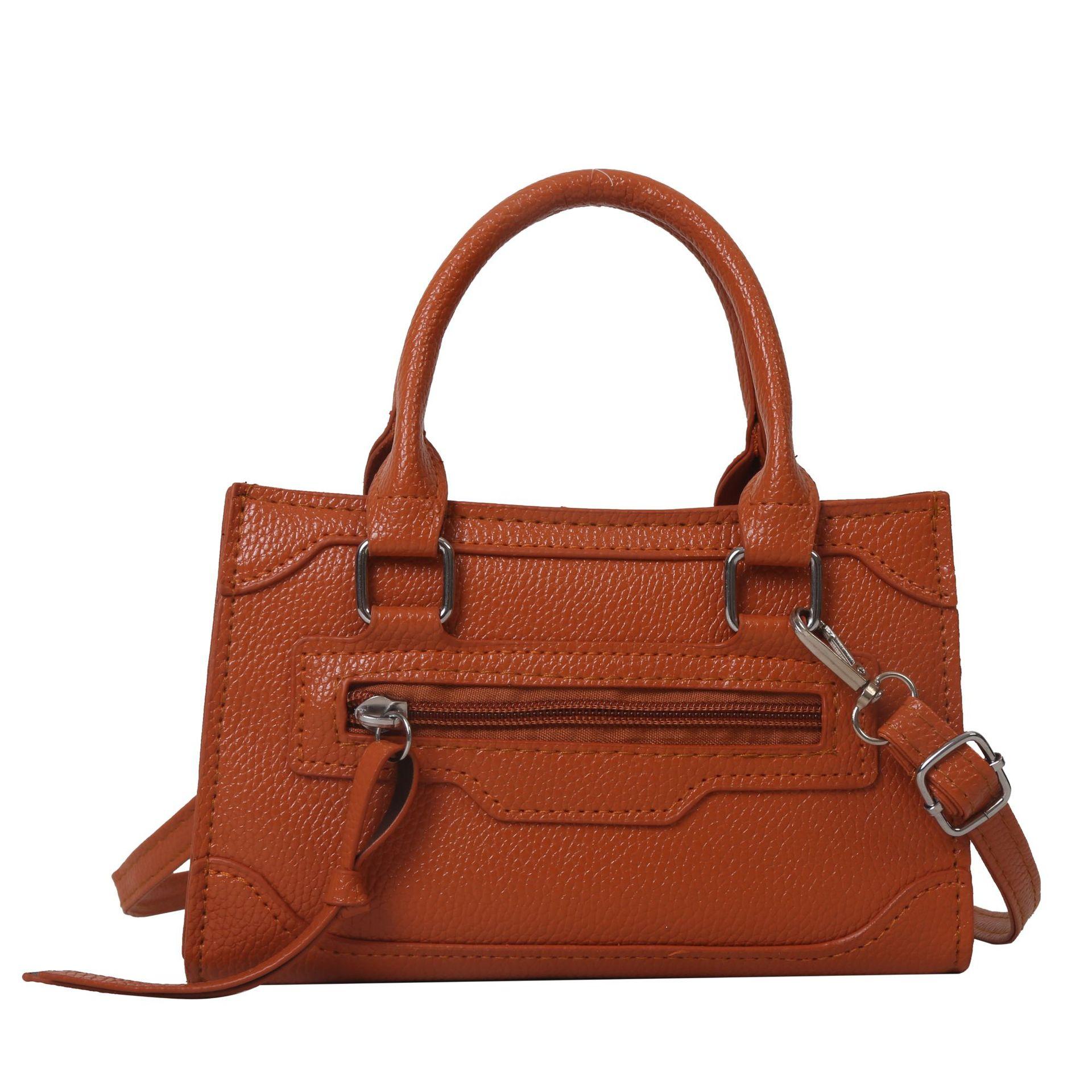 

Весна 2024 року, нова корейська версія, модна та іноземна сумочка через плече, проста ретро, ​​повсякденна текстура, месенджер, маленька квадратна сумка коричневий