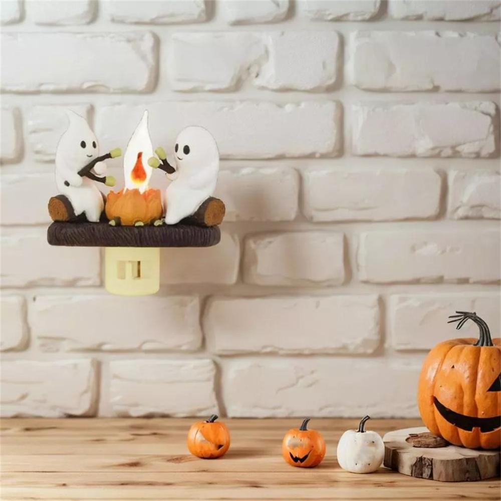 Halloween Ghostly Campfire Flashing Night Light Resin Festival Lantern Fire Marshmallow Night Light Wall Decoration Lamp