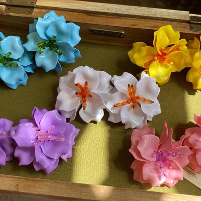 Flower Earrings, Seaside Vacation Style, Fashionable and Versatile, High-end Stud Earrings, Niche Design, Personalized Earrings, Women
