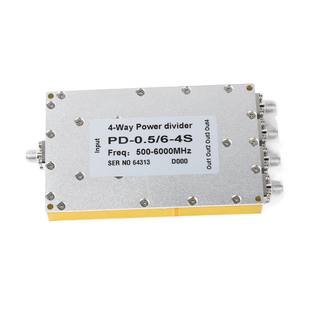 4-Wege-SMA-Leistungsteiler 500 bis 6000 MHz Geringer Einfügedämpfung Hoher Gewinn SMA-Mikrostreifen-Leistungsteiler