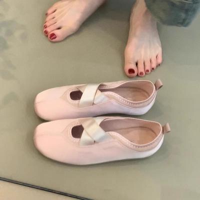 Women's Ballet Flats Soft Sole Lightweight Satin Sweet Dancing Mary Jane Shoes for Silk Ladies Walking Loafers Comfortable