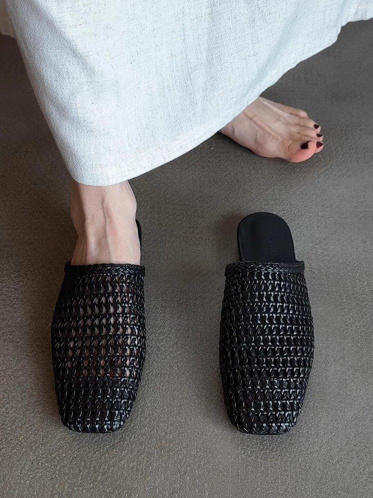 Woven Hollow Bag Head Half Slippers Women's 2025 New Summer Flat Bottom Square Head Fashion Lazy Sandals Women's Outer Wear