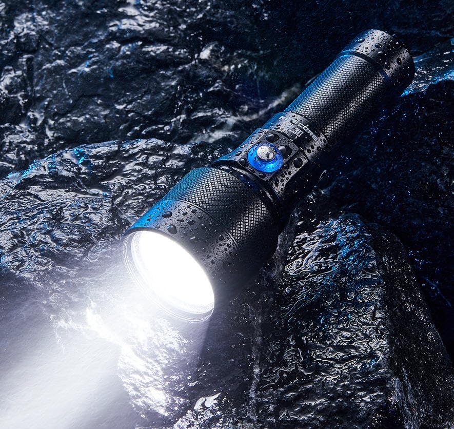 Nitecore DL30 Diving Light, 1100 Lumens, 100 Meter Depth, USB-C Rechargeable, Long Throw, Spot Beam, IP68 Waterproof