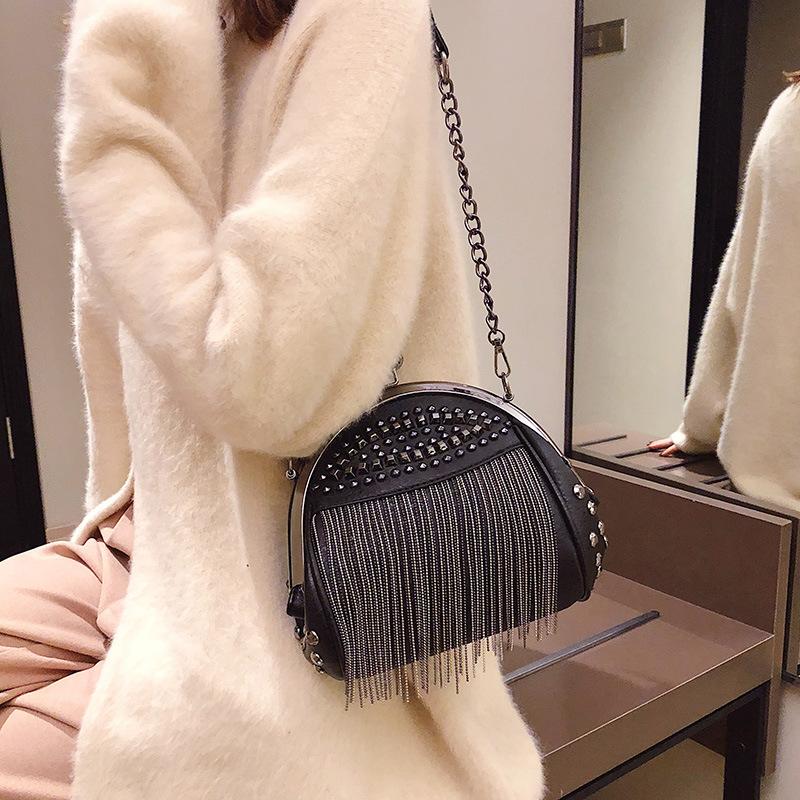 Women's Bag 2025 New Trendy Diamond-encrusted Rivet Fringed Fashionable Versatile Chain Single Shoulder Crossbody Portable Clip Shell Bag