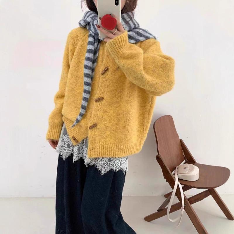 

Autumn new women s clothing round neck horn buckle knitted cardigan loose soft waxy versatile sweater women s top coat one size fits all жёлтый