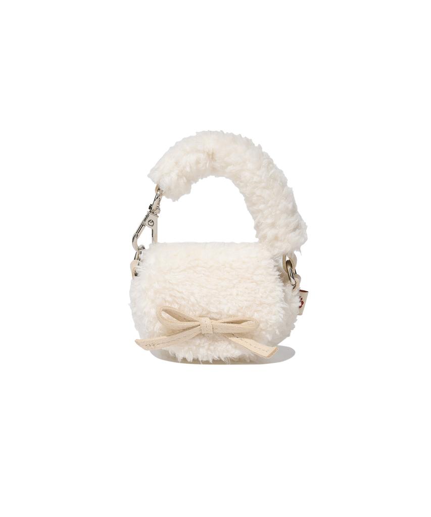 Covernat Woman Clover Heart Fluffy Pouch Ivory