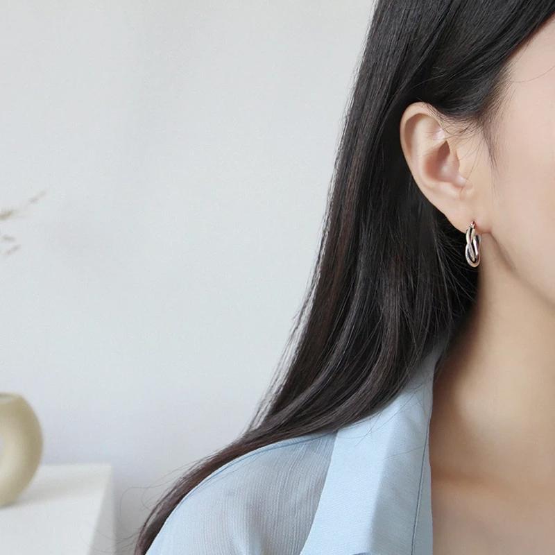XIYANIKE Silver Color Twist-shape Thick Line Hoop Earrings Women Fashion Retro Circle Party Oorbellen Couple