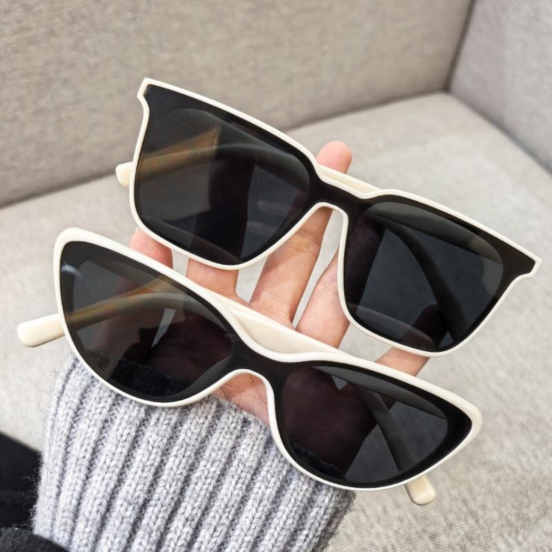 Vintage Cat Eyt Sunglasses Women Fashion Brand Designer Square Sun Glasses Men Female Eyewear Uv400