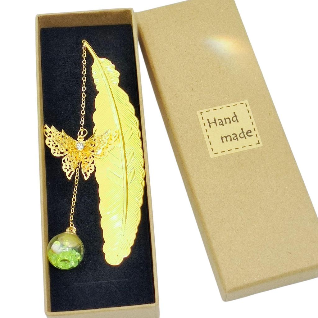 Chinese Style Dried Flower Bookmark with Feather, Metal Butterfly & Tassel - Ideal Teacher's Day Gift