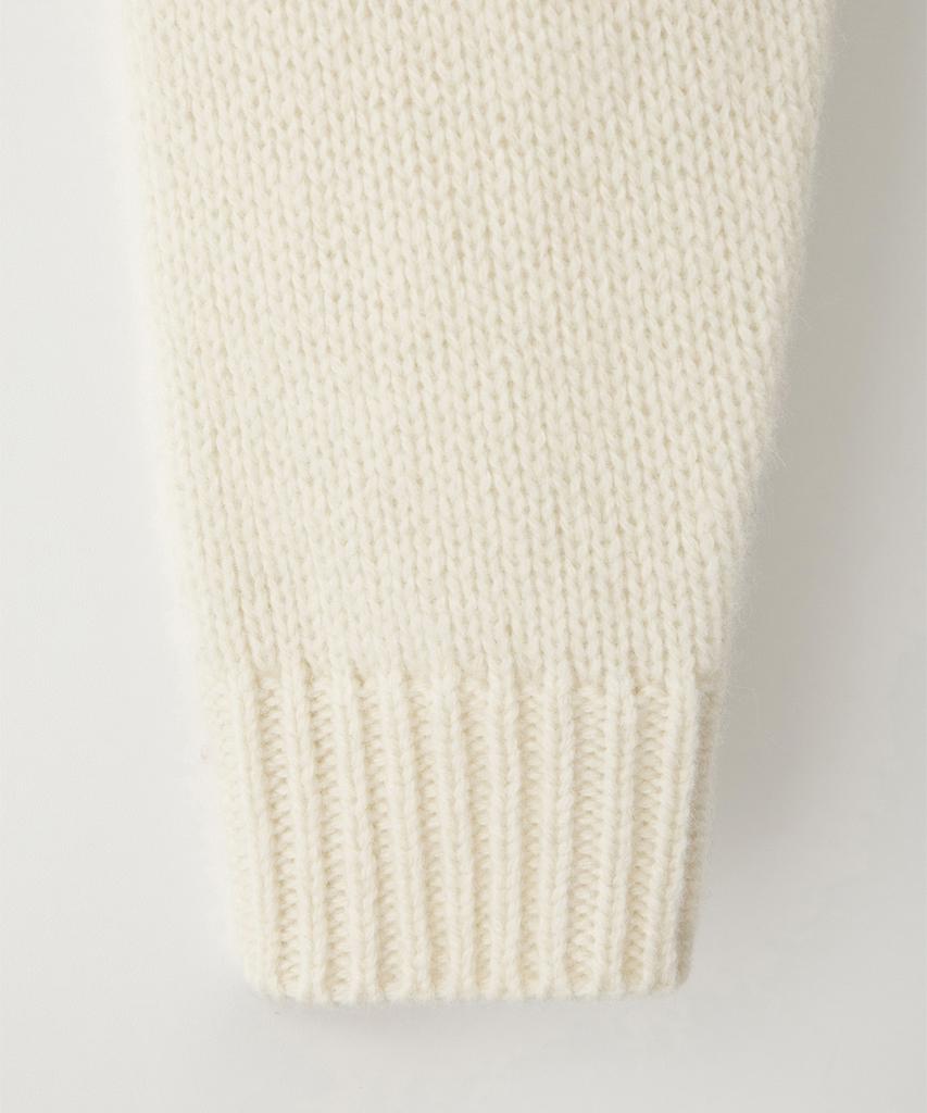 Sseomweeobeoteo Boucle Heart Wool Knit - Ivory