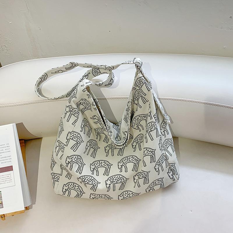 Ethnic Style Tote Bag With Stitching Details For Daily Use