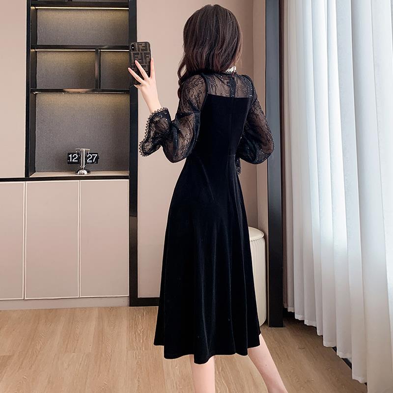 In-Stock Autumn & Winter Lace Mesh Flared Sleeve Swing Dress for a Chic Look