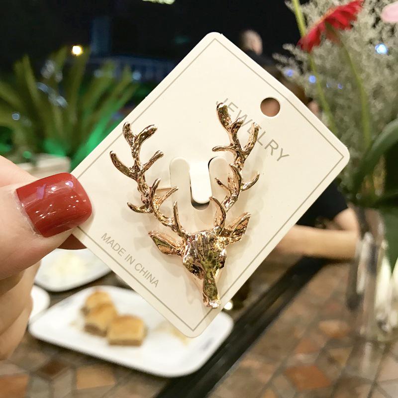 

Рождественская брошь: Милый эмалевый значок Санты - Значок из мультсериала