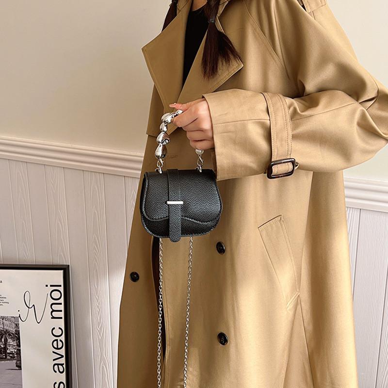Trendy Mini Handbag 2024 Spring Pu Material Street Fashion Chain Shoulder Crossbody Bag Beaded Heart Stitching Line
