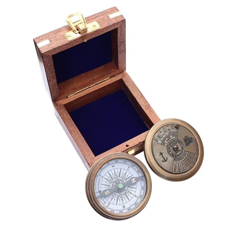 

Bronze Compass with 100-Year Calendar - Engraved Birthday Gift 2 inch коричневий