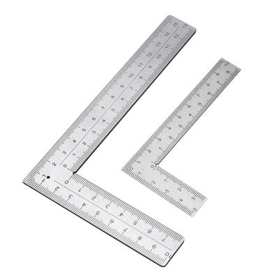 Größen- & Entfernungsmessung – Lineale & Winkel aus Metall