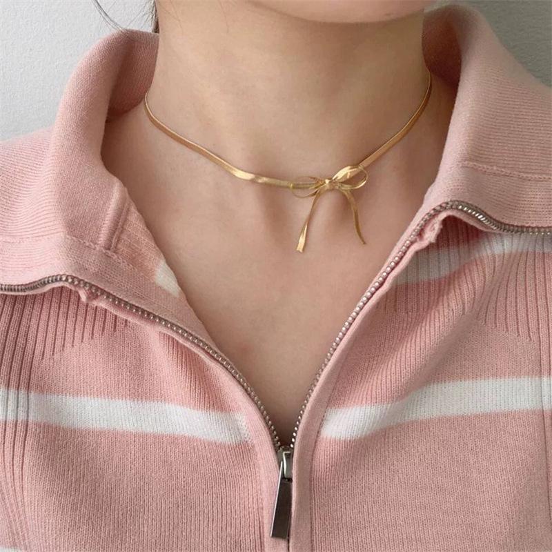 Gold-Plated Snake Bone Bow Choker Necklace - Fresh Design & Personality