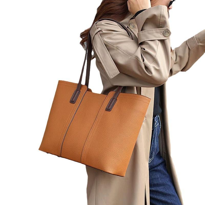 Genuine Leather Tote Bag for Women Large Capacity Commuter Shoulder Handbag Luxury Cowhide Office Purse with Zipper Closure