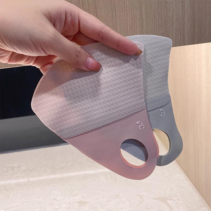 Women's 3D Ice Silk UV Protection Face Mask with Eye Corner Coverage for Summer.