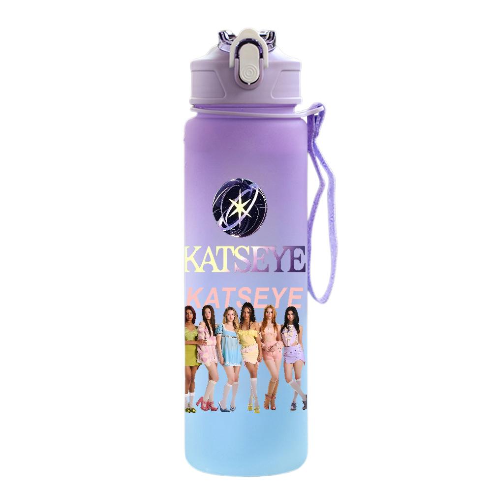 750Ml Water Bottle Anime Cartoon KATSEYE Printed Large Capacity Drinking Cup Portable Outdoor Sports Water Cup Children Kid Gift