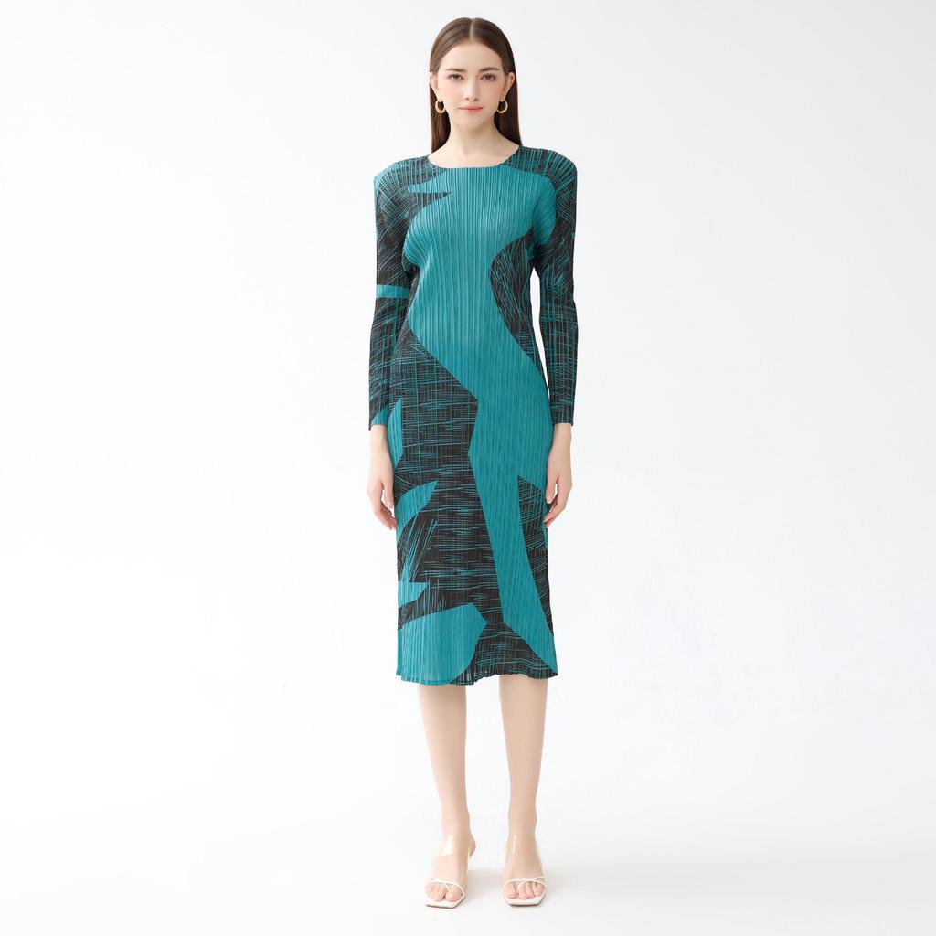 Elegantes A-Linien-Damenkleid: Frühling 2025, Rundhalsausschnitt, Kontrastfarbe, Lässiger Stil, Slim Fit, Langarm.