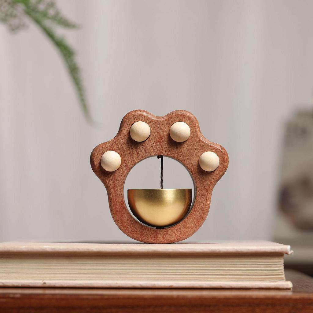 Wengeholz Katzenpfote Türklingelanhänger: Kreatives magnetisches Windspiel, niedliche Massivholzdekoration.