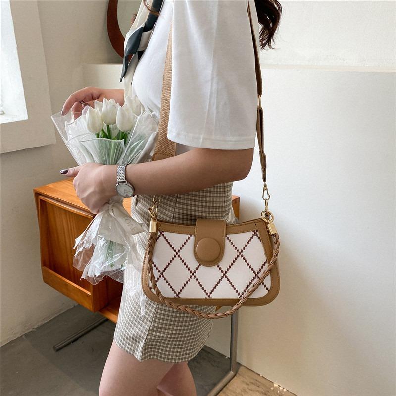 Summer New Trendy Fashion Diamond Women's Bag Chain Small Square Bag Casual Shoulder Messenger Bag Bag