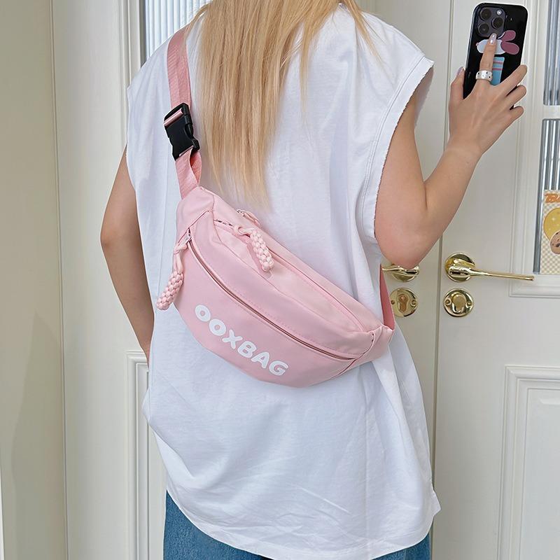 High-value fanny pack, sports messenger bag, casual bag, women's messenger bag, sports mobile phone bag, student casual shoulder bag.