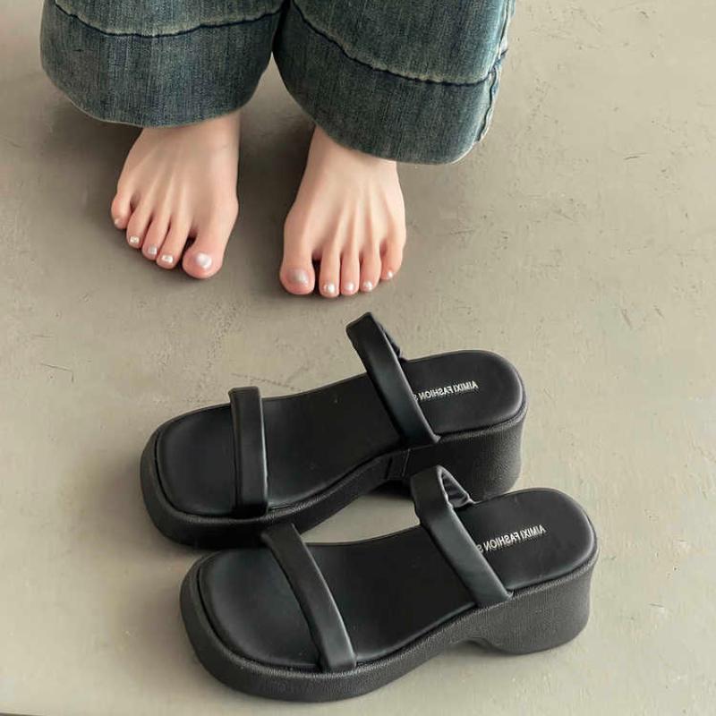 

Летние босоножки на платформе и танкетке, женские шлепанцы для улицы с открытым носком, туфли-слайды для увеличения роста 40 чёрный