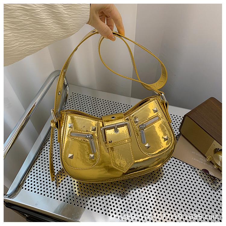 Premium patent leather underarm bag women's 2025 new fashion trend crescent bag Korean version niche one-shoulder crossbody