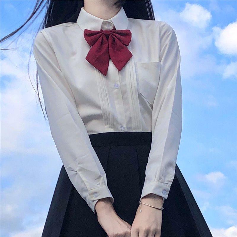 

Женский комплект в японском академическом стиле: плиссированная юбка и топ молочного цвета Small