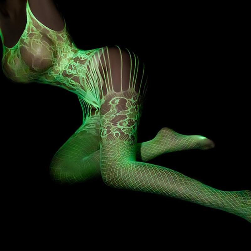 18+ Nachtlicht Erotische Langarm-Wickelnetz-Kleidung Sexy hohle Nachtlicht-Einteilige Socken Offener Schritt Große Netzsocken Fischernetzsocken